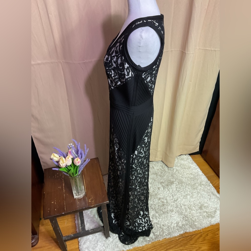Tadashi Shoji Sleeveless Gown - Picture 8 of 15